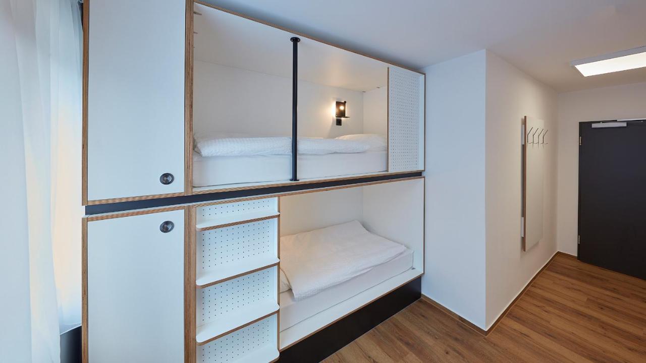 The Bunk Hostel Ессен Екстер'єр фото